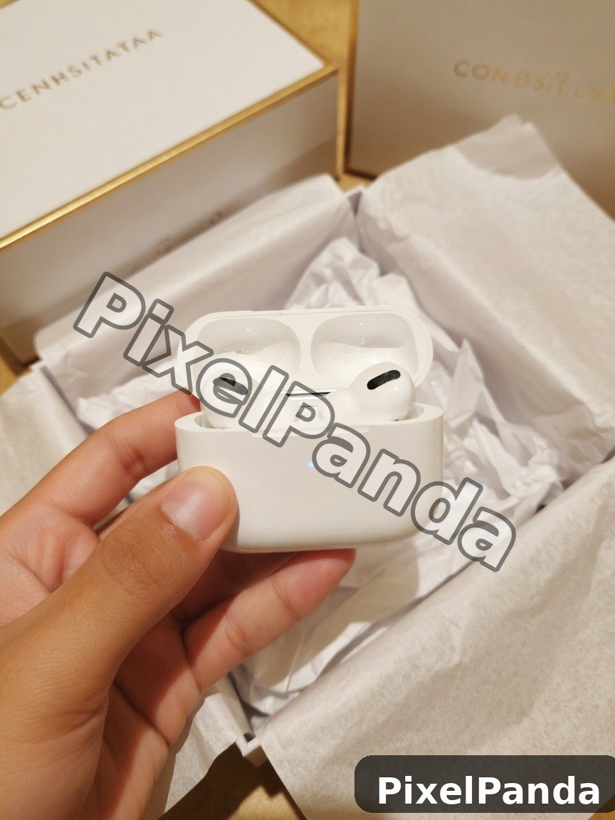 Luxury Gift Display — Made with PixelPanda