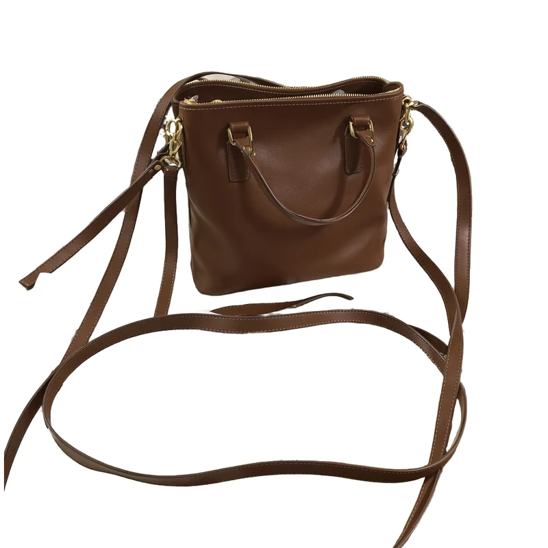 Handbag clean studio product shot